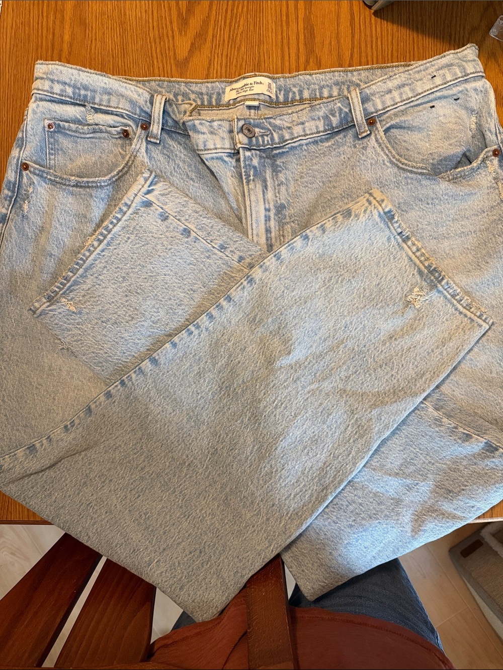 Abercrombie Curve Love 90s Straight Ultra High Rise Jeans Size 35 / 20